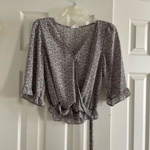 Floral Top Size Small